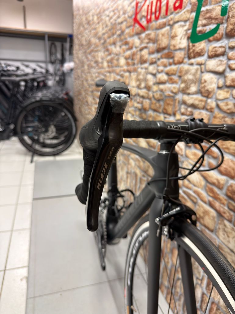 Used Specialized Tarmac SL5 2018 2018 Road & Gravel, Black — image 9 of 10