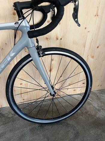 Used Trek Emonda Alr 5 2019 2019 Road & Gravel, Light Gray — image 5 of 9
