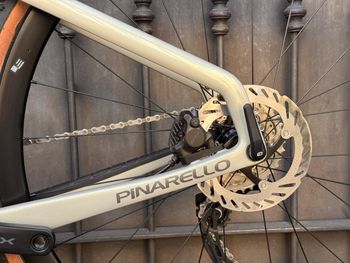 Used Pinarello GREVIL F1 SHIMANO GRX 610 2025 2025 Road & Gravel, Light Gray — image 9 of 12