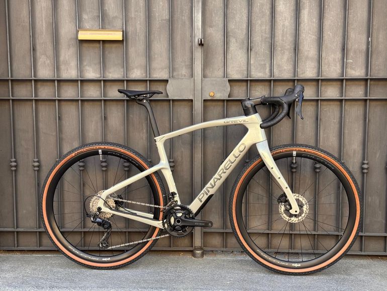 Used Pinarello GREVIL F1 SHIMANO GRX 610 2025 2025 Road & Gravel, Light Gray — image 1 of 12