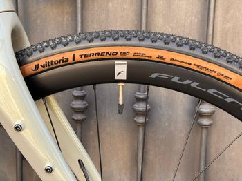 Used Pinarello GREVIL F1 SHIMANO GRX 610 2025 2025 Road & Gravel, Light Gray — image 11 of 12