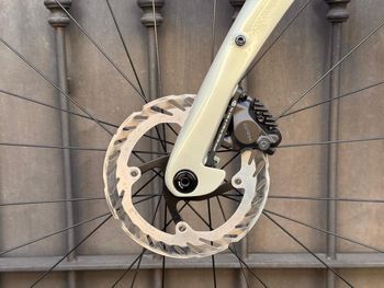 Used Pinarello GREVIL F1 SHIMANO GRX 610 2025 2025 Road & Gravel, Light Gray — image 8 of 12