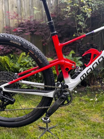 Brugt Mondraker F-PODIUM R 2024 2024 Mountainbike — billede 9 af 9