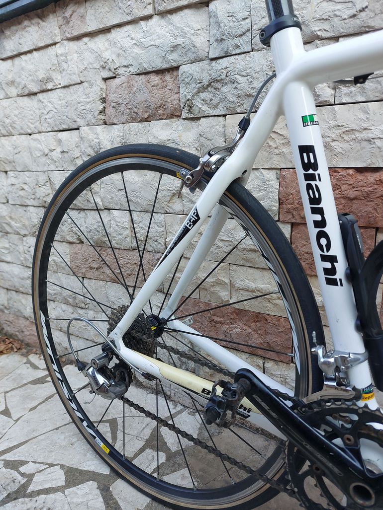 Used Bianchi 928 Carbon C2C 2008 Road & Gravel, White — image 8 of 15