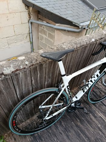 Used Giant TCR Advanced Pro 1 2018 2018 Road & Gravel, White — image 2 of 5