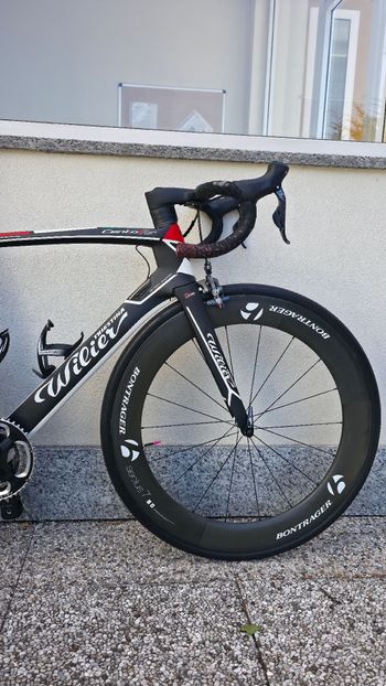 Used Wilier Cento1air Shimano Ultegra Di2 2018 Road & Gravel, Black — image 3 of 12