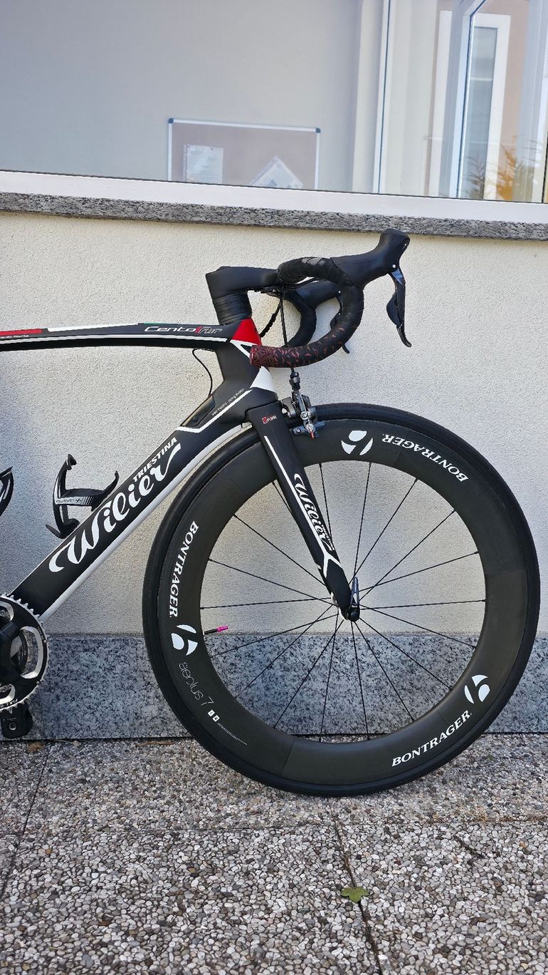 Used Wilier Cento1air Shimano Ultegra Di2 2018 Road & Gravel, Black — image 3 of 12