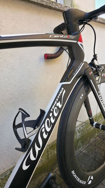 Used Wilier Cento1air Shimano Ultegra Di2 2018 Road & Gravel, Black — image 9 of 12
