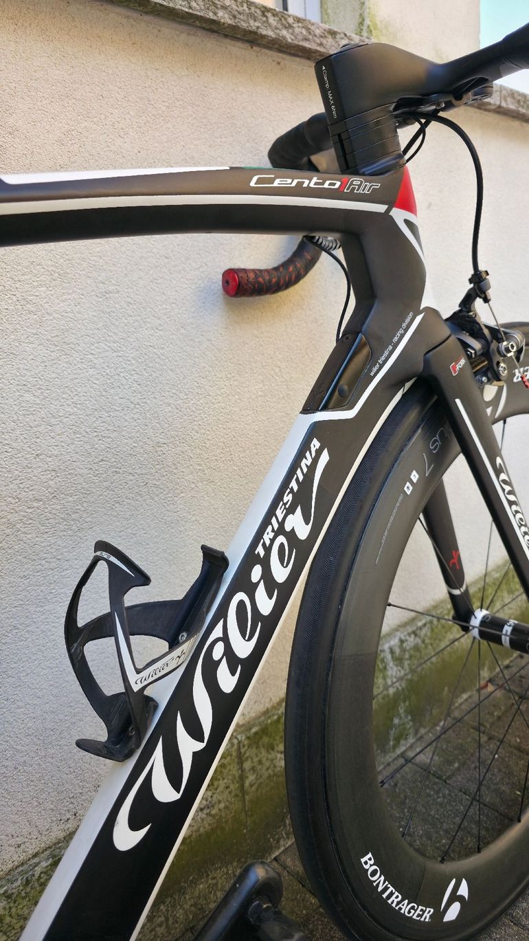 Used Wilier Cento1air Shimano Ultegra Di2 2018 Road & Gravel, Black — image 9 of 12