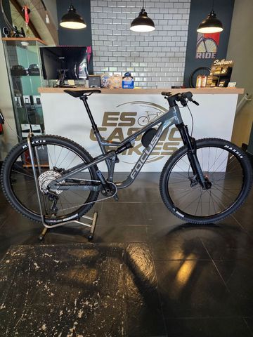 Used Focus THRON 6.8 2024 2024 Mountainbike, Light Gray, 29 — image 2 of 6