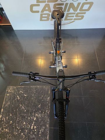Used Focus THRON 6.8 2024 2024 Mountainbike, Light Gray, 29 — image 6 of 6