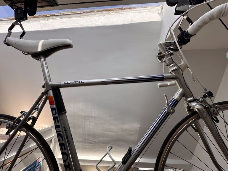 Used Peugeot Comète 1990 Road & Gravel, Light Gray — image 13 of 13