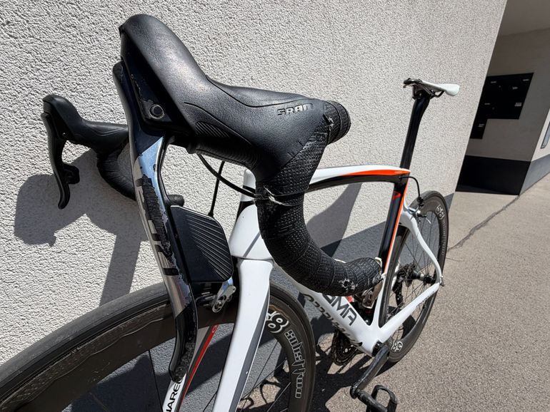 Used Pinarello Dogma SRAM Red eTap AXS 2018 Road & Gravel, White — image 10 of 10