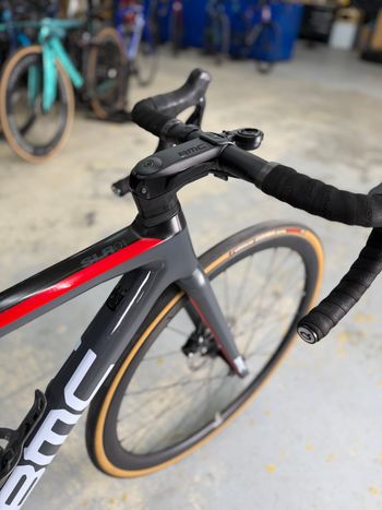 Used BMC Teammachine SLR01 DISC FOUR 2020 2020 Road & Gravel, Light Gray — image 4 of 19
