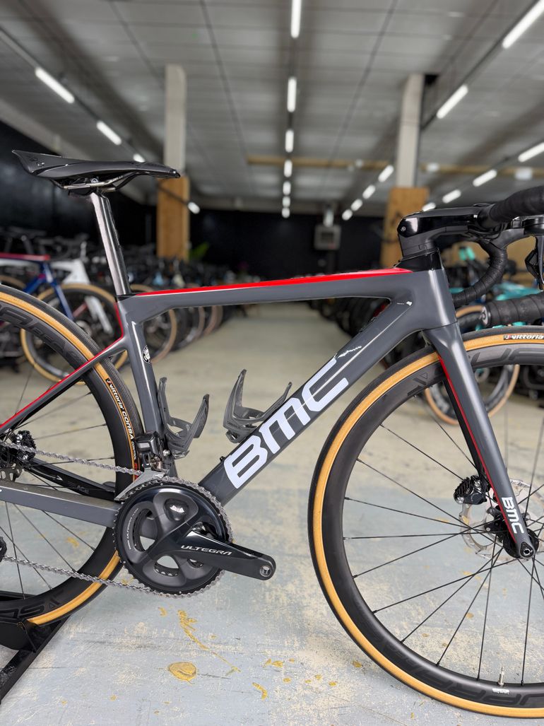 Used BMC Teammachine SLR01 DISC FOUR 2020 2020 Road & Gravel, Light Gray — image 12 of 19