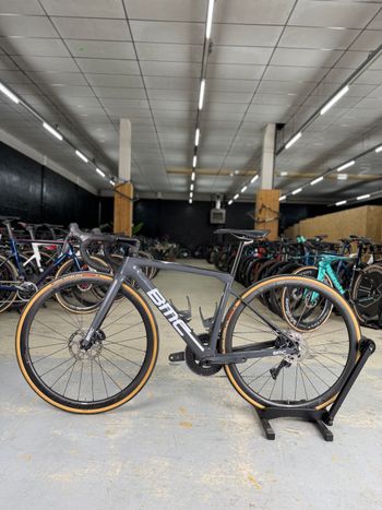 Used BMC Teammachine SLR01 DISC FOUR 2020 2020 Road & Gravel, Light Gray — image 10 of 19