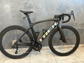 Used Trek Madone SL 6 Di2 2023 2023 Road & Gravel