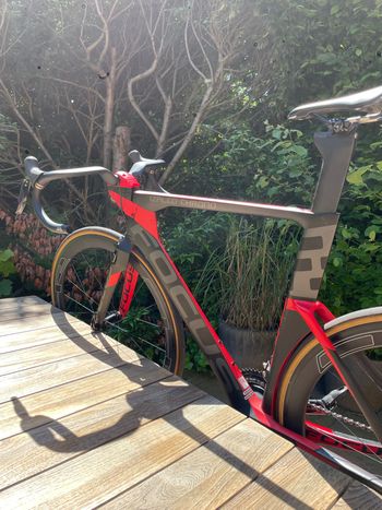 Used Focus Izalco Chrono 2016 Road & Gravel — image 4 of 12