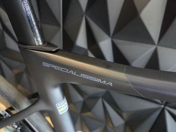 Used Bianchi Specialissima COMP Ultegra Di2 2025 2025 Road & Gravel, Blue — image 9 of 10