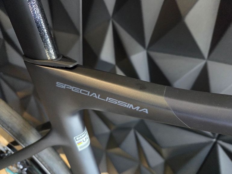 Used Bianchi Specialissima COMP Ultegra Di2 2025 2025 Road & Gravel, Blue — image 9 of 10