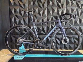 Used Bianchi Specialissima COMP Ultegra Di2 2025 2025 Road & Gravel
