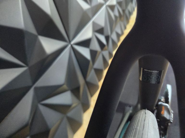 Used Bianchi Specialissima COMP Ultegra Di2 2025 2025 Road & Gravel, Blue — image 5 of 10