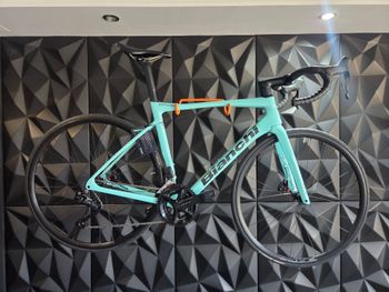 Used Bianchi Specialissima COMP 105 Di2 2024 2024 Road & Gravel