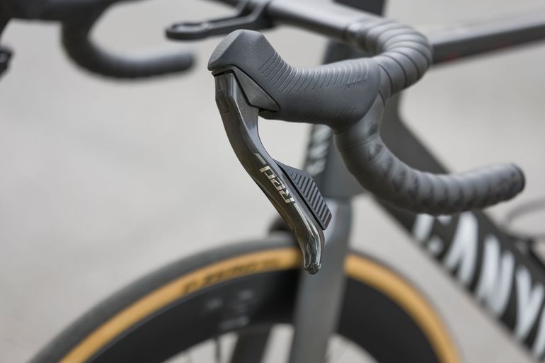 Used Canyon Aeroad CFR AXS 2025 2025 Road & Gravel, Gris claro — image 18 of 18