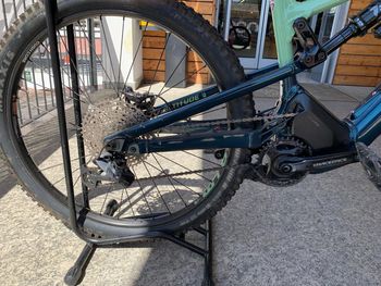Used Rocky Mountain Rocky Mountain Altitude Powerplay Alloy 50 2023 Mountainbike, Green — image 3 of 4