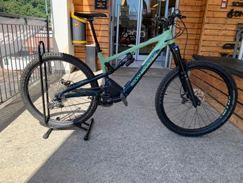 Used Rocky Mountain Rocky Mountain Altitude Powerplay Alloy 50 2023 Mountainbike, Green — image 2 of 4