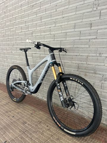 Used Bold Unplugged Ultimate 2024 2024 Mountainbike, Light Gray, 29 — image 2 of 4