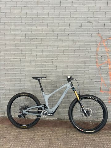 Used Bold Unplugged Ultimate 2024 2024 Mountainbike, Light Gray, 29 — image 3 of 4