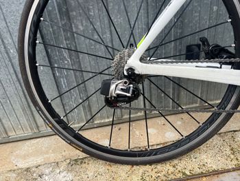 Used Trek Madone 9.5 2017 2017 Road & Gravel — image 3 of 10