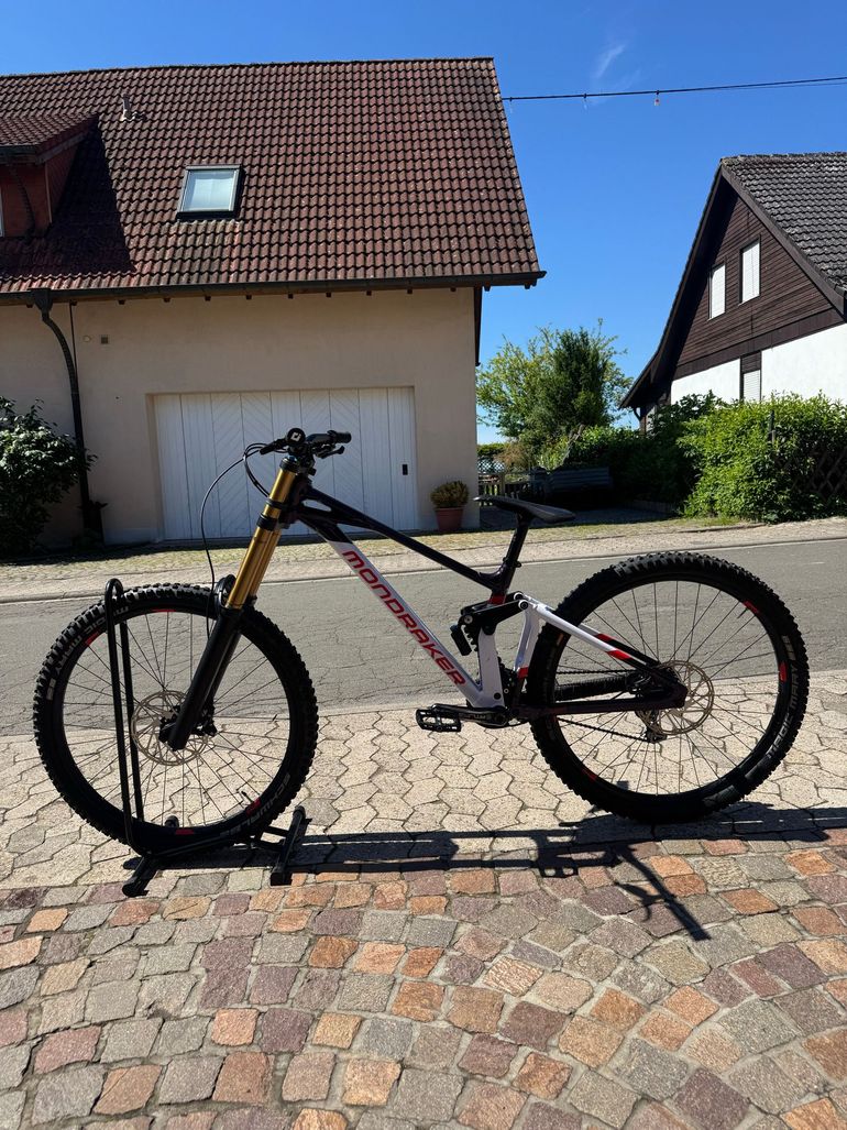 Used Mondraker SUMMUM 2022 2022 Mountainbike, White, 29 — image 1 of 6