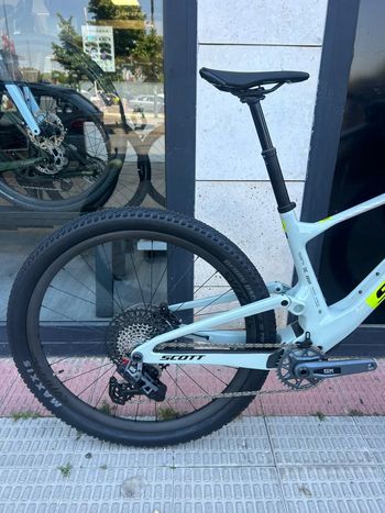 Used Scott SPARK RC TEAM ISSUE 2026 2026 Mountainbike, White — image 4 of 4