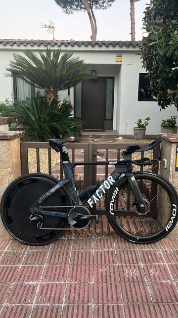 Used Factor Hanzo SRAM Force eTap AXS 2025 Road & Gravel, Black — image 10 of 10