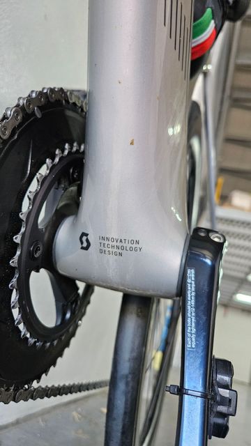 Używany Scott Foil RC 30 2022 2022 Road & Gravel — zdjęcie 15 z 22