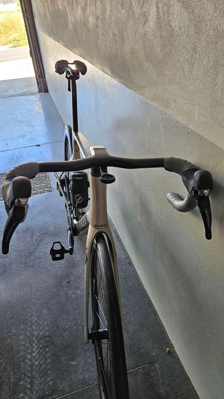 Used Scott Foil RC 30 2022 2022 Road & Gravel, Grigio chiaro — image 21 of 22
