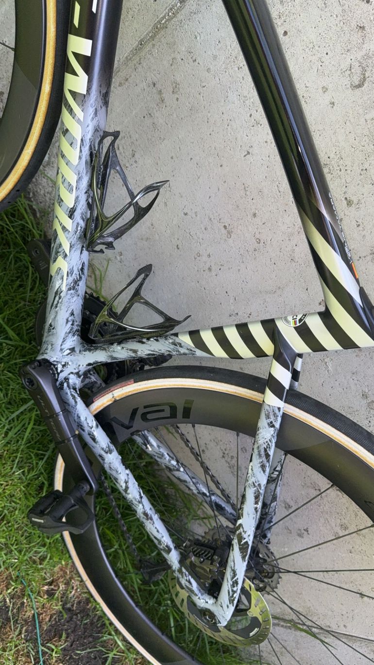 Used Specialized S-Works Tarmac SL7 - Shimano Dura-Ace Di2 2023 2023 Road & Gravel, Black — image 2 of 6