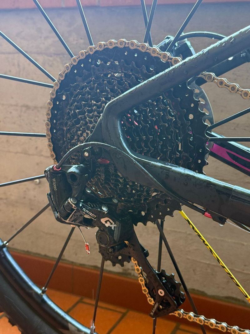 Used Specialized Fate Comp Carbon 29 2016 2016 Mountainbike, Black, 29 — image 4 of 13