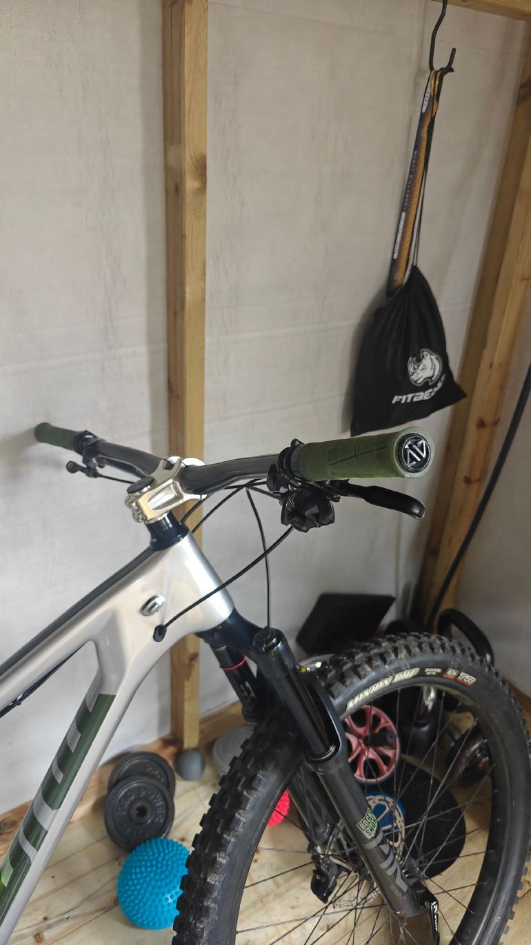 Used Kona Big Honzo CR 2020 2020 Mountainbike — image 9 of 10