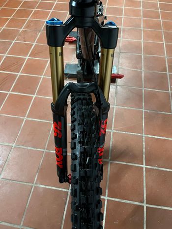 Used YT Industries Capra 27 CF Pro Race 2018 2018 Mountainbike, Black — image 7 of 17