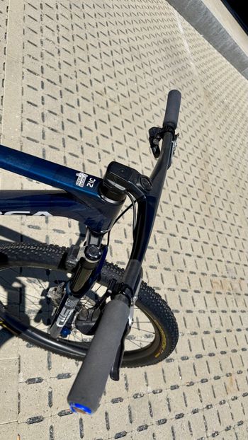Used Orbea OIZ M LTD 2025 2025 Mountainbike, Blue, 29 — image 5 of 9