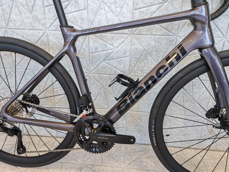 Used Custom BIANCHI INFINITO ICR 105 DI2 THIRTY CARBON 2026 Road & Gravel, Light Gray — image 2 of 10