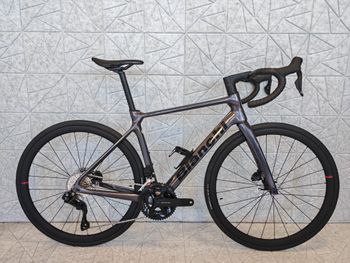 Used Custom BIANCHI INFINITO ICR 105 DI2 THIRTY CARBON 2026 Road & Gravel, Light Gray — image 10 of 10