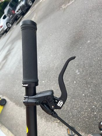 Used Bergamont Straitline 9 2020 2020 Mountainbike, Black, 27.5 — image 10 of 20