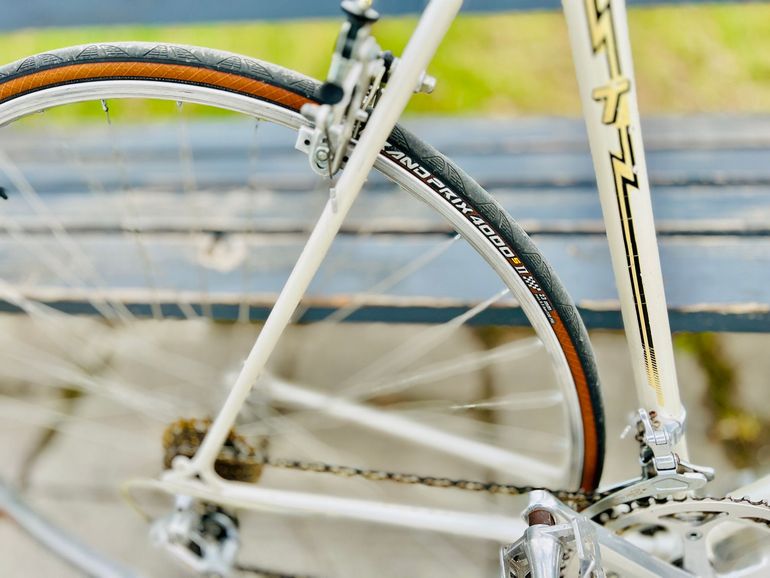 Used Vintage Vintage Custom Other Shimano 1980 Road & Gravel, Weiß — image 6 of 7
