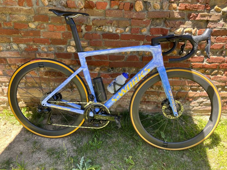 Used Specialized S-Works Tarmac SL7 - Shimano Dura-Ace Di2 2023 2023 Road & Gravel, Violett — image 1 of 10