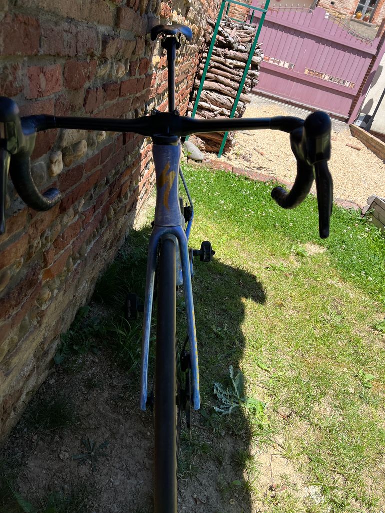 Used Specialized S-Works Tarmac SL7 - Shimano Dura-Ace Di2 2023 2023 Road & Gravel, Violett — image 3 of 10