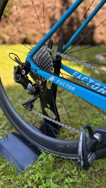 Used Factor O2 2020 Road & Gravel, Blue — image 12 of 18